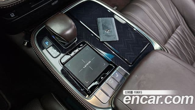 Lexus LS500 5세대 3.5 Luxury AWD, 2018 9