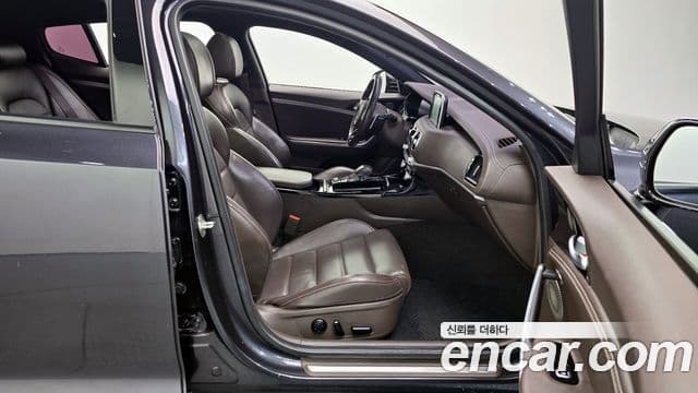 Kia 스팅어 Platinum, 2018 10
