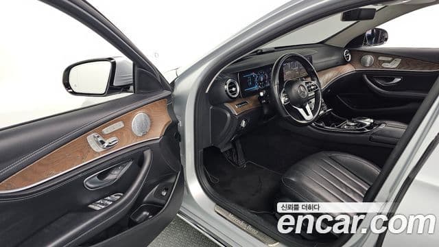Mercedes-Benz E-класс W213 Exclusive, 2019 11