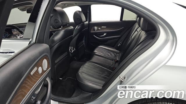 Mercedes-Benz E-класс W213 Exclusive, 2019 12