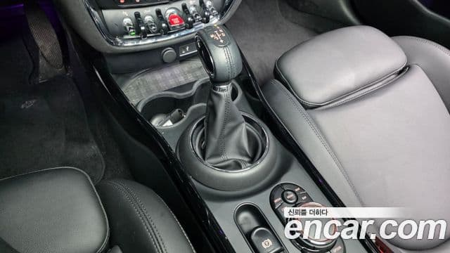Mini Cooper 클럽맨 2세대, 2019 9