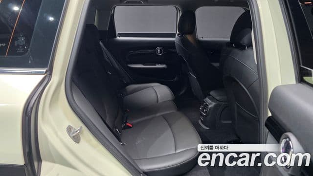 Mini Cooper 클럽맨 2세대, 2019 12