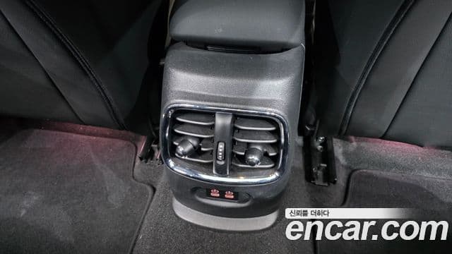 Mini Cooper 클럽맨 2세대, 2019 19