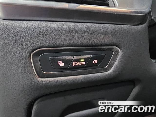 BMW X7 (G07) xDrive 40i Design Pure Excellence 6인승, 2025 12