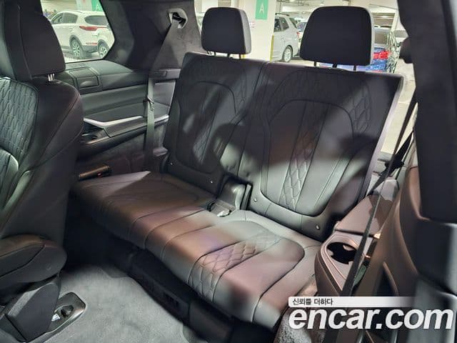BMW X7 (G07) xDrive 40i Design Pure Excellence 6인승, 2025 17