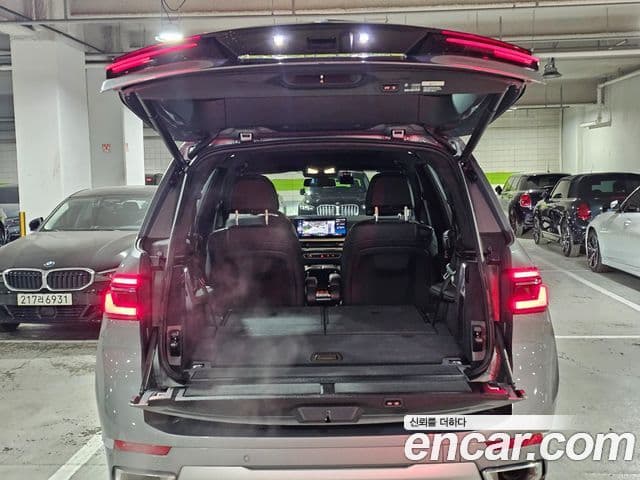 BMW X7 (G07) xDrive 40i Design Pure Excellence 6인승, 2025 20
