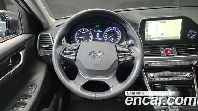 Hyundai Grandeur IG Premium, 2019 13