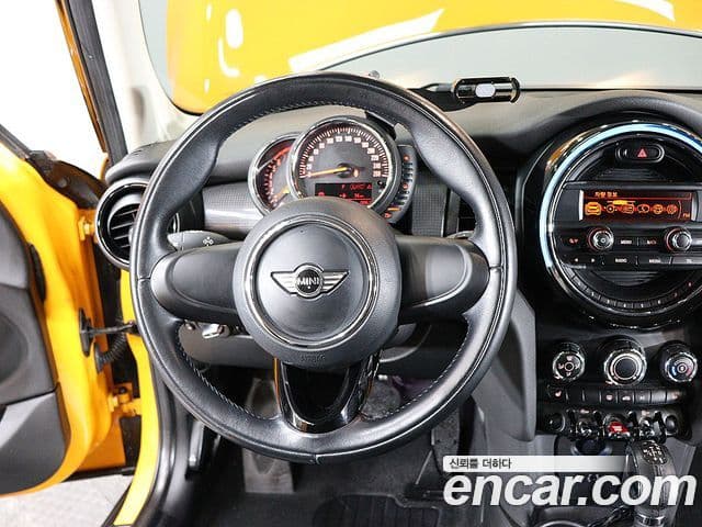 Mini Cooper 3세대, 2017 7