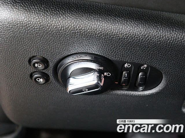 Mini Cooper 3세대, 2017 14