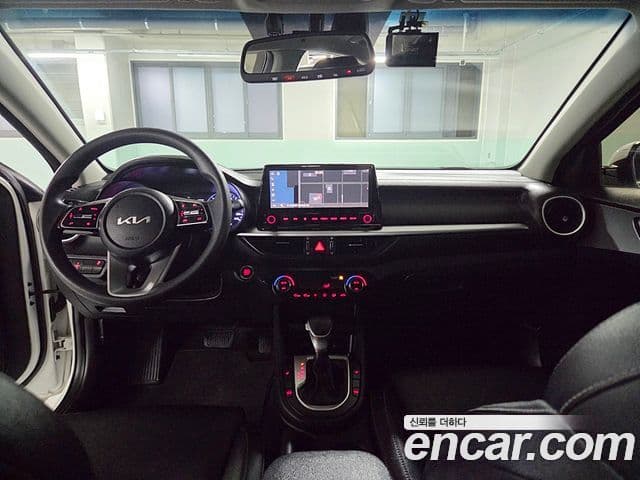 Kia The / новый New K3 2세대 Trendy, 2022 12