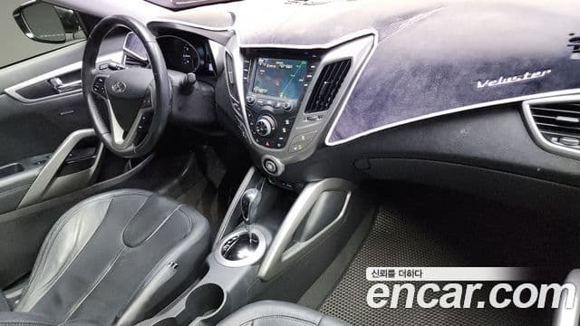 Hyundai Veloster Unique, 2012 7