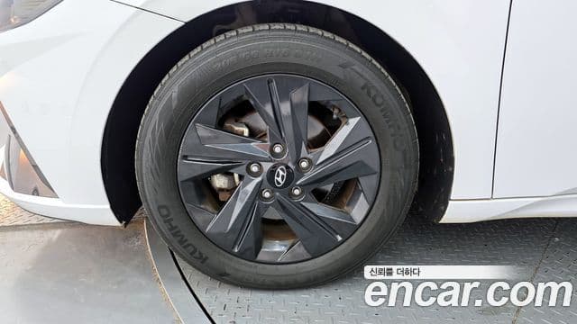 Hyundai Avante (CN7) Modern, 2023 все фото