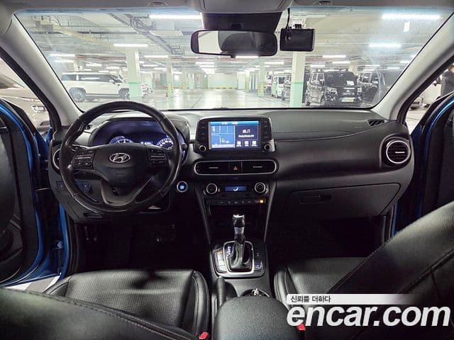 Hyundai Kona Modern Art, 2018 12