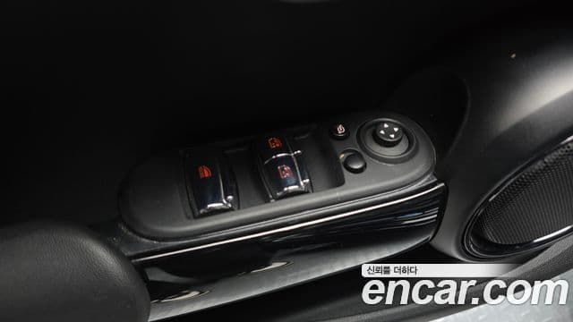 Mini Cooper S кабриолет 3세대, 2024 17