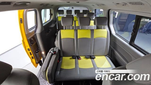 Hyundai Grand Starex детский перевозочный автомобиль, 2017 13