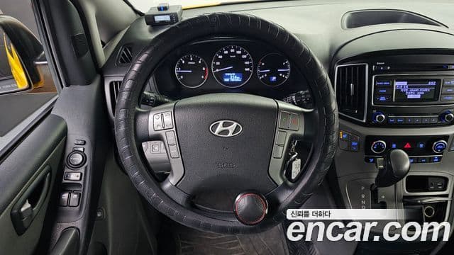 Hyundai Grand Starex детский перевозочный автомобиль, 2017 14