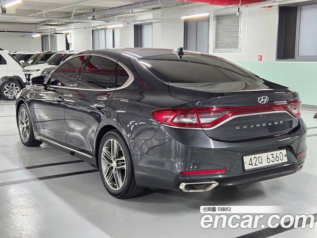 Hyundai Grandeur IG Special, 2017 6