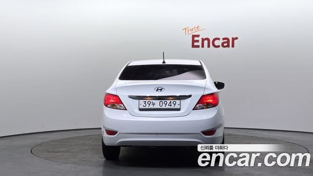 Hyundai Accent(новый кузов / новое поколение) Modern, 2016 4
