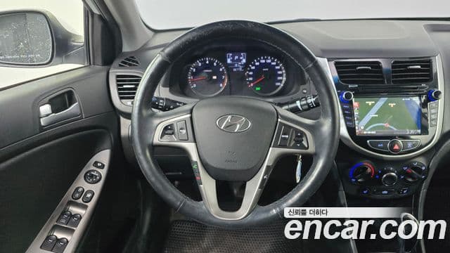 Hyundai Accent(новый кузов / новое поколение) Modern, 2016 13