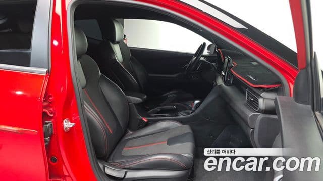 Hyundai Veloster (JS) Core, 2018 10