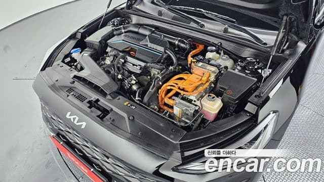 Kia K8 гибрид Signature, 2023 6