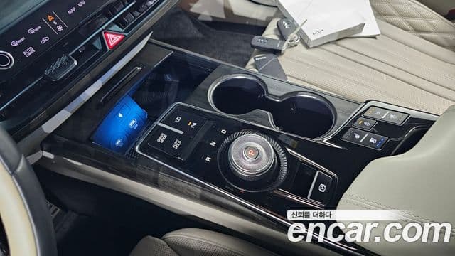 Kia K8 гибрид Signature, 2023 9