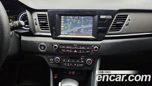 Kia Niro Prestige, 2018 14