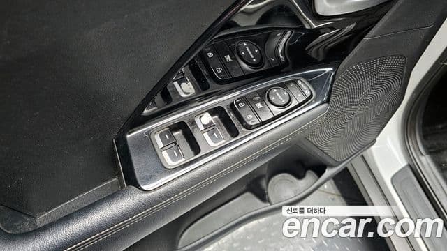 Kia Niro Prestige, 2018 18