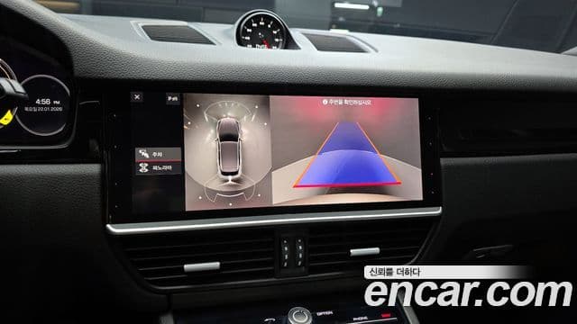 Porsche Cayenne (PO536), 2019 16