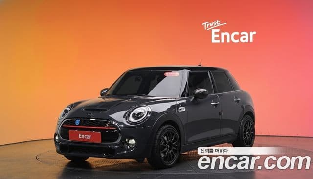 Mini Cooper S 3세대, 2019 1