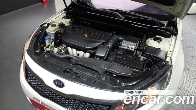 Kia K5 LPI Deluxe, 2012 6