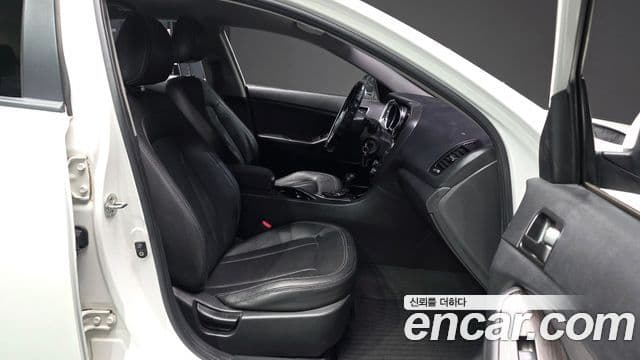 Kia K5 LPI Deluxe, 2012 10