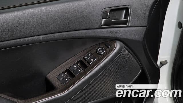 Kia K5 LPI Deluxe, 2012 17