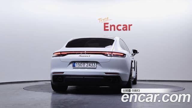 Porsche Panamera (971) 2.9 AWD E-гибрид Platinum Edition, 2023 4