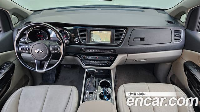 Kia The / новый New Carnival Noblesse, 2019 7