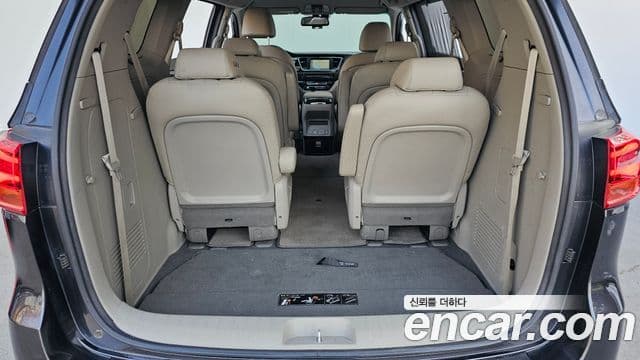 Kia The / новый New Carnival Noblesse, 2019 20