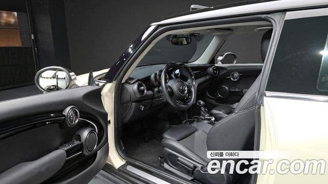 Mini Cooper 3세대, 2017 10