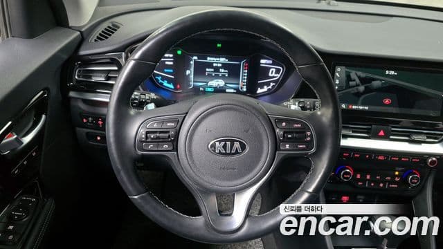 Kia The / новый New Niro Noblesse Special, 2020 13
