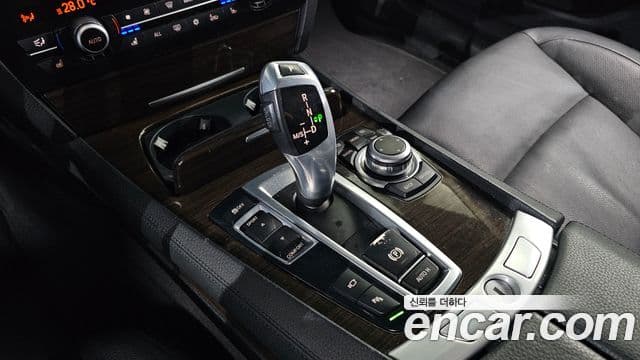 BMW 7시리즈 (F01), 2010 9