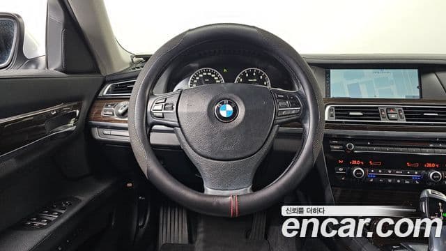BMW 7시리즈 (F01), 2010 15