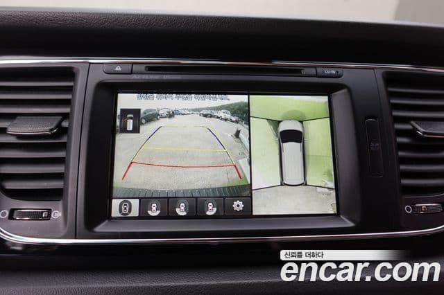 Kia All New Carnival Noblesse, 2016 4