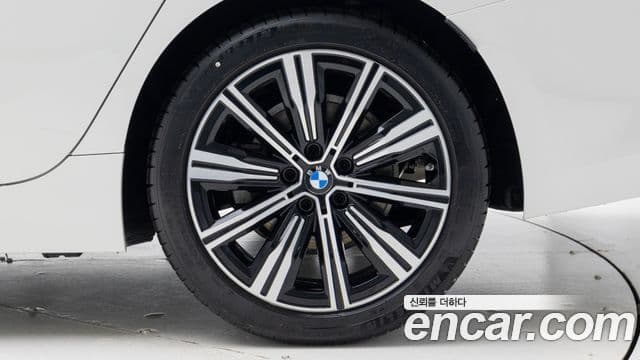 BMW 3시리즈 (G20), 2025 все фото