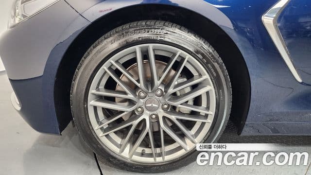 Genesis G70 Advanced, 2018 все фото