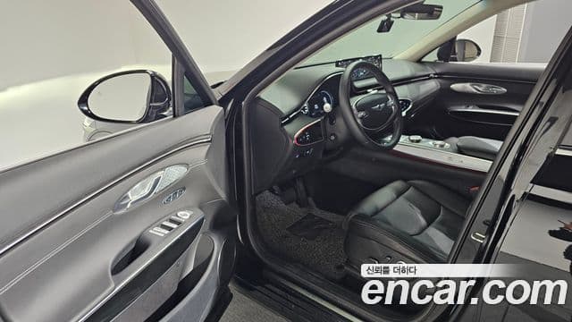 Genesis GV70, 2023 11