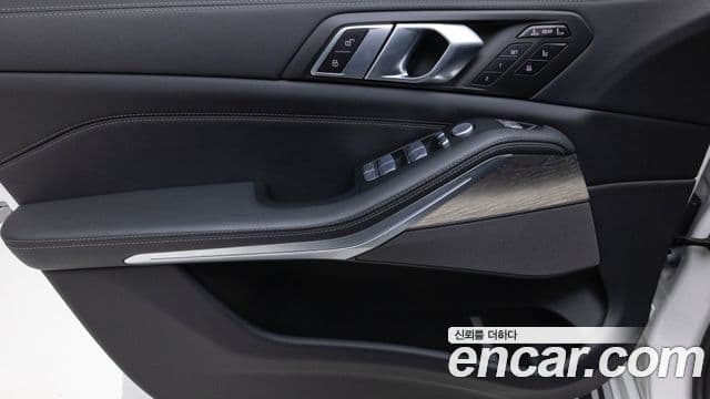 BMW X7 (G07) xDrive 40i Design Pure Excellence 7인승, 2025 12