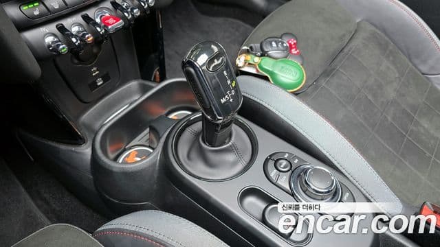 Mini Cooper S кабриолет 3세대, 2024 9