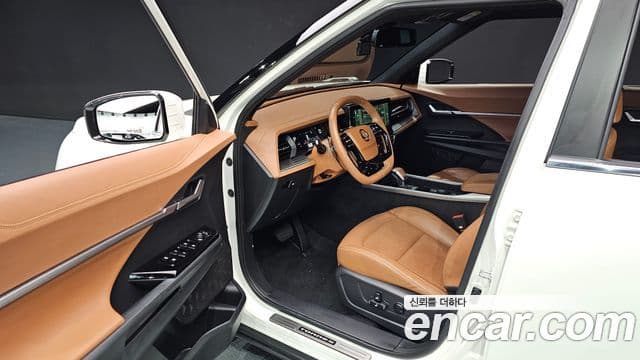 KG모빌리티(SsangYong) Torres Black Edition, 2024 8