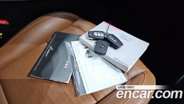 KG모빌리티(SsangYong) Torres Black Edition, 2024 16
