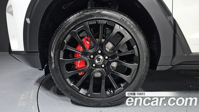 KG모빌리티(SsangYong) Torres Black Edition, 2024 19
