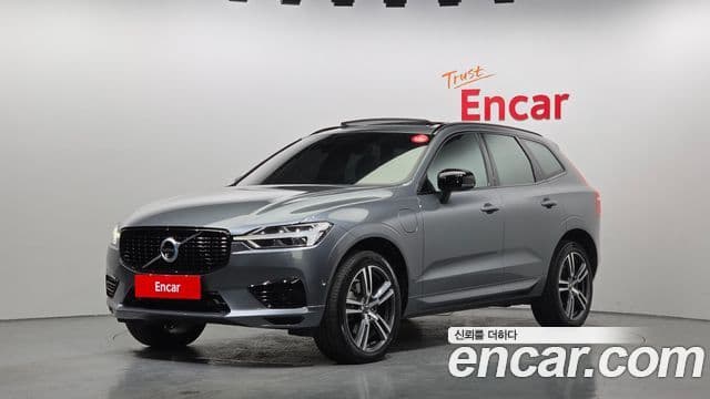 Volvo XC60 2세대 T8 R-Design, 2021 1